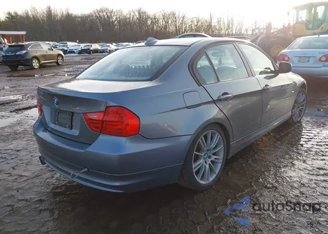 2011 BMW 328I xDrive z USA, uszkodzony, nr VIN WBAPK5G58BNN30422
